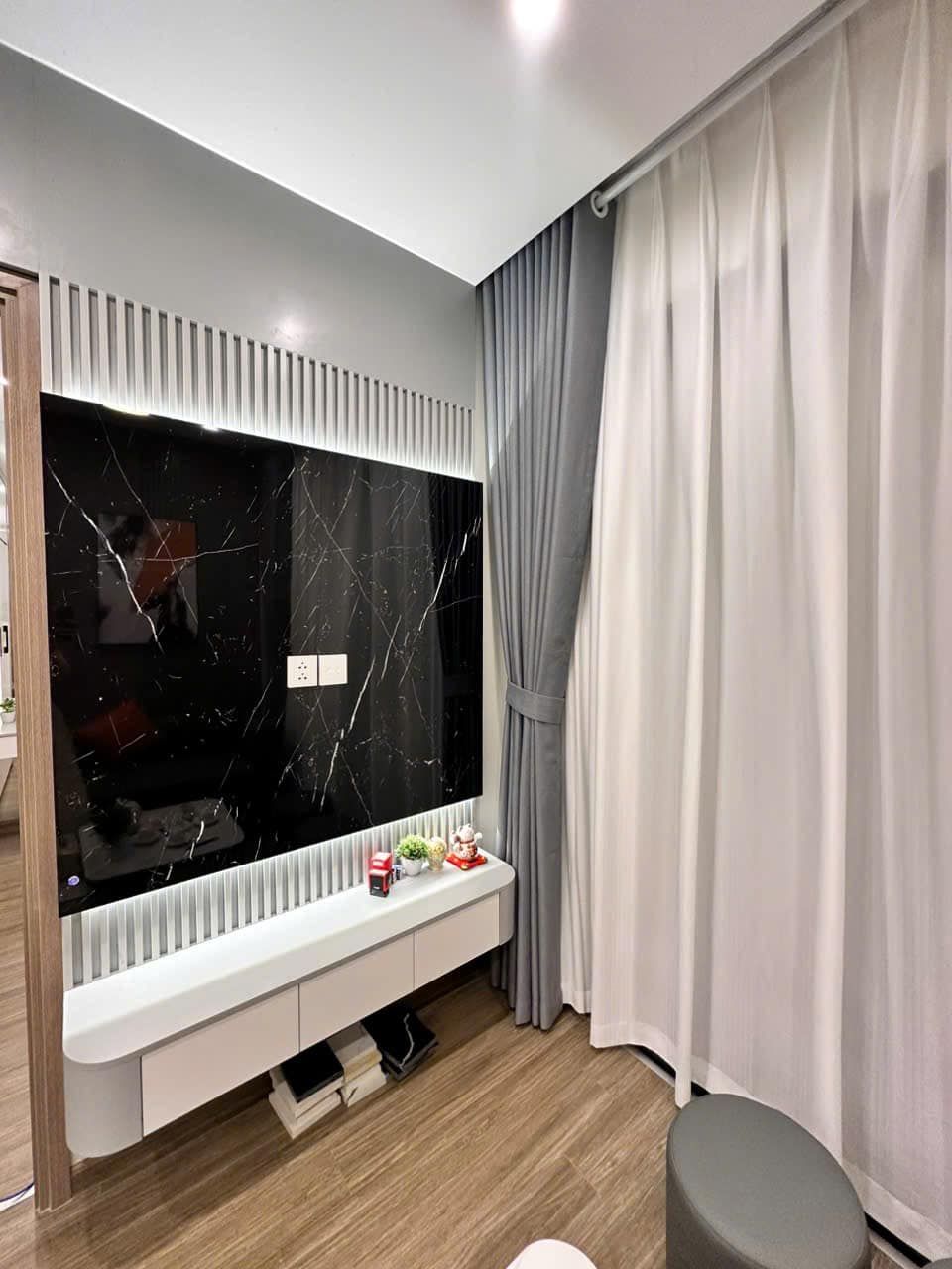 Chính chủ cần bán CH 55.8m2, 2N - 2WC tòa Đại Thanh, tầng trung, ban công Đông Bắc, full đồ, sổ đỏ