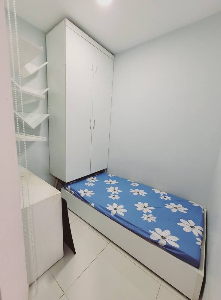 Cho thuê căn hộ Sky Center, Tân Bình, 75m2, 2PN, 2WC, giá 15tr (bao phí). LH: 0936 571 ***Hồng)