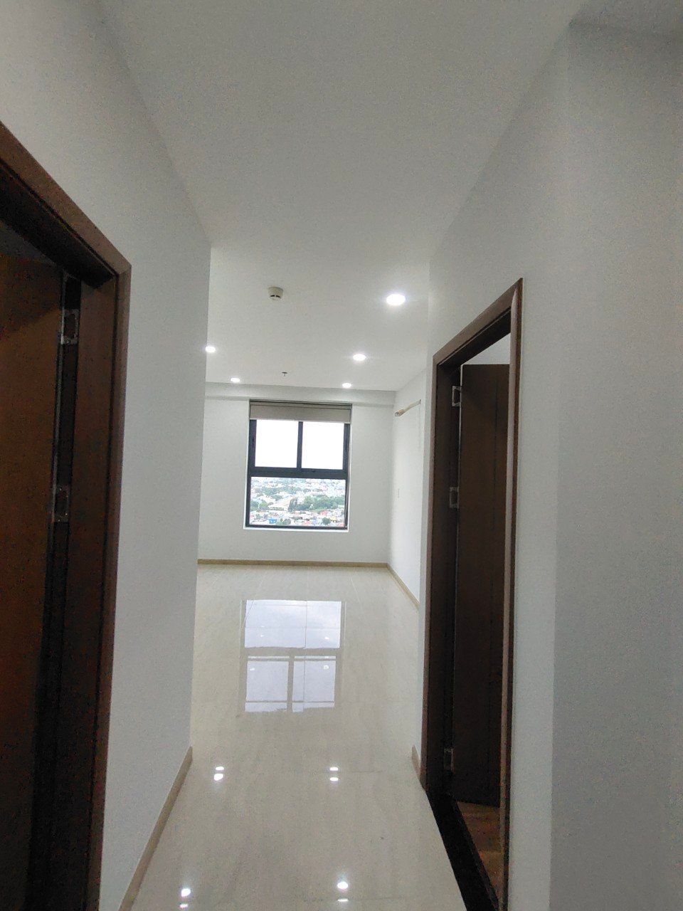 BQL cho thuê NTCB Opal Boulevard 2PN có NT 8tr/th. Tiện ích, thuận tiện di chuyển. LH: 0947 853 ***