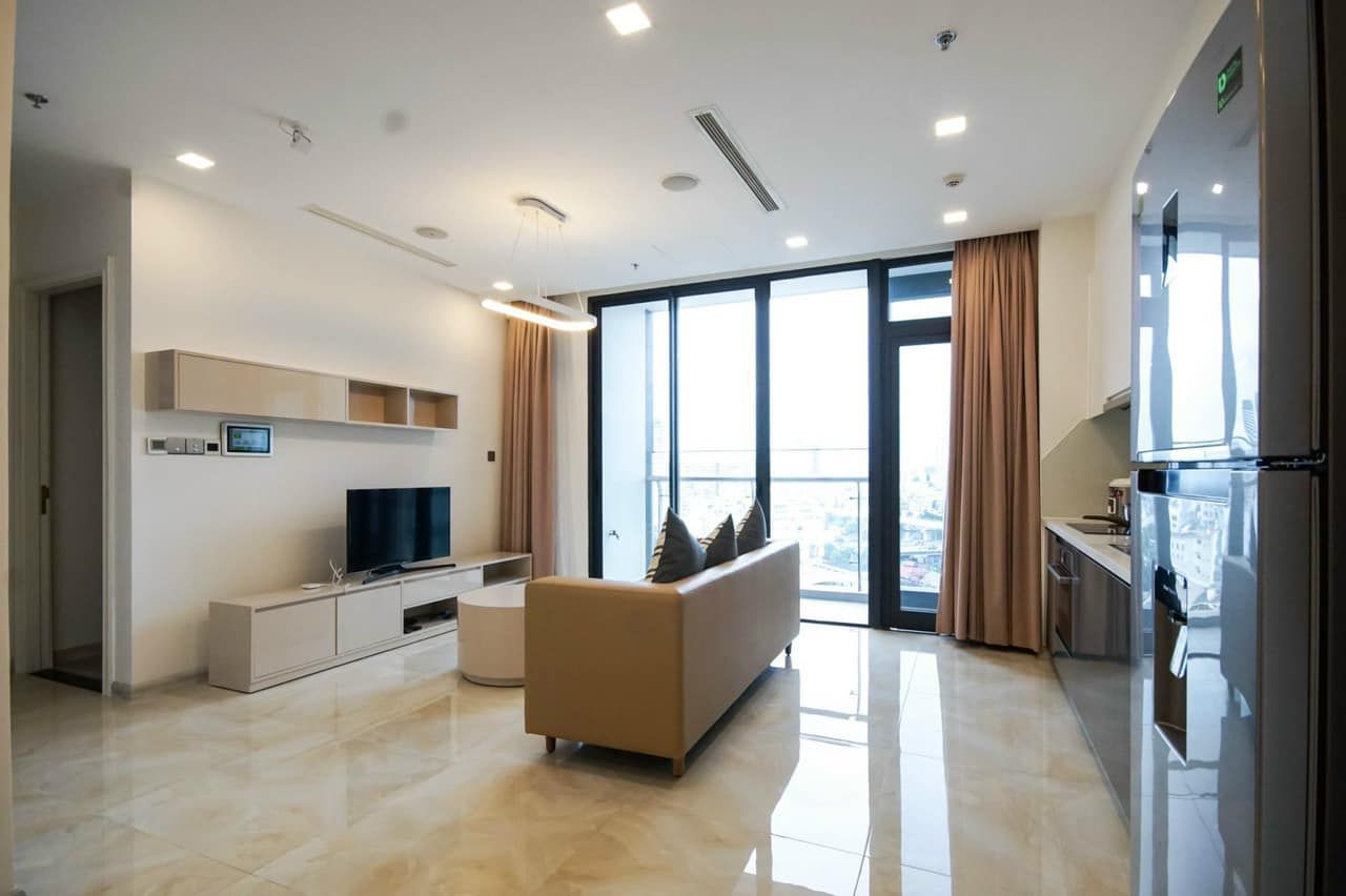 6 tỷ chuyển nhượng căn 1PN giá tốt Vinhomes Golden River tầng cao view sông Bitexco