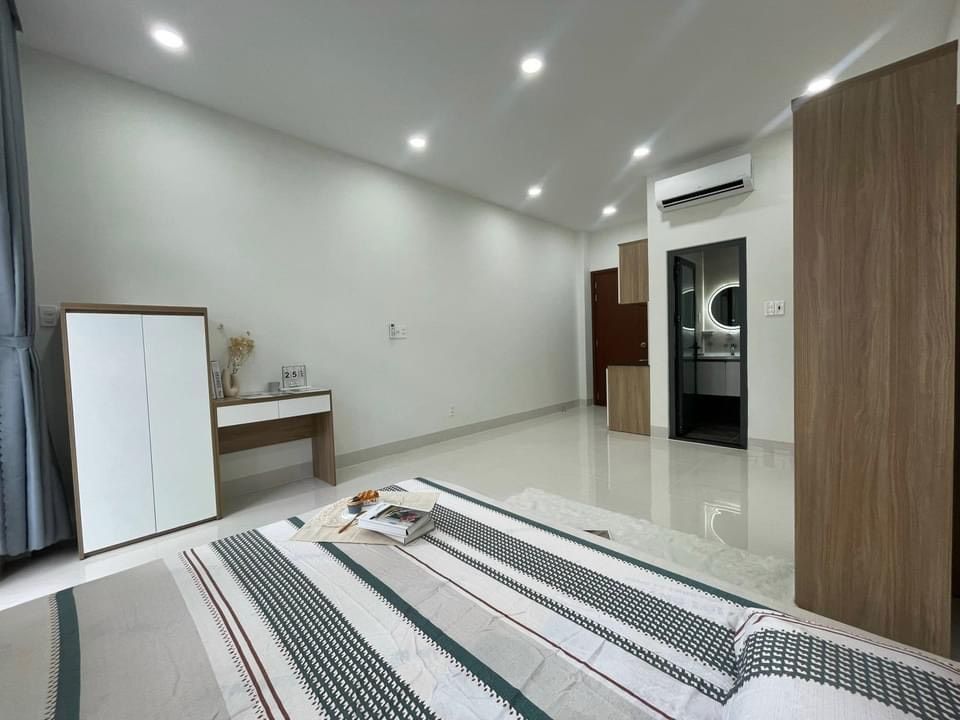 Bán gấp căn góc chung cư Orchard Garden, Quận Phú Nhuận. DT 99m2 3PN có SH giá 6.9tỷ. LH 0901 319 ***